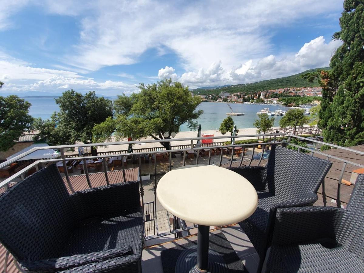 Apartmani Plaza Selce Exterior foto